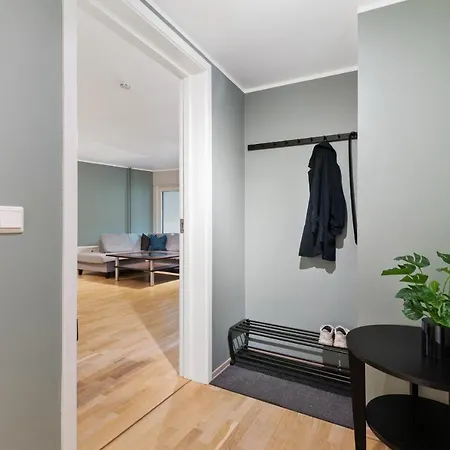 Apartament Modern And In